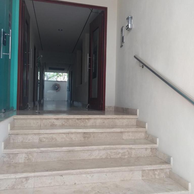 Studio Steps from the Beach plus Parking - Apartamento - 17