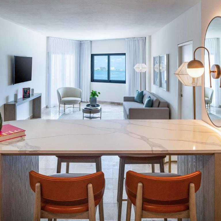Meliá Casa Maya Cancún - Suite The Level con vistas al mar y balcón - 5