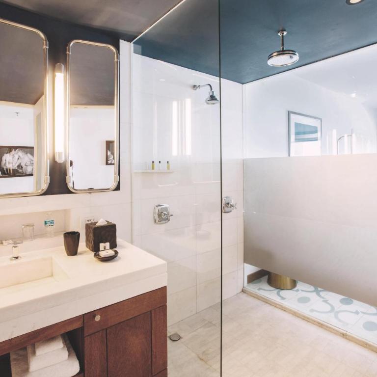The Cape, A Thompson Hotel, by Hyatt - Queen Room with Two Queen Beds, Ocean View and Accessible Shower - Disability Access - 4
