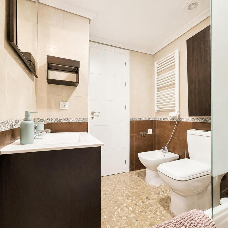 Family apartment pool and garden - Appartamento con 5 Camere da Letto - 17