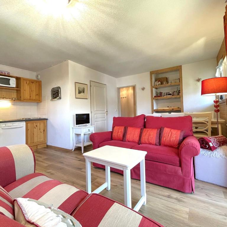 Spacieux appartement 4 pièces pour 6 - 3 chambres - 65m2 - Balcon - Proche télécabine - FR-1-265-308 - Apartment (6 Adults) - 1