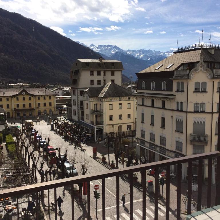 Bernina Express Eco Rooms&Breakfast - Double or Twin Room with Private Bathroom - 7
