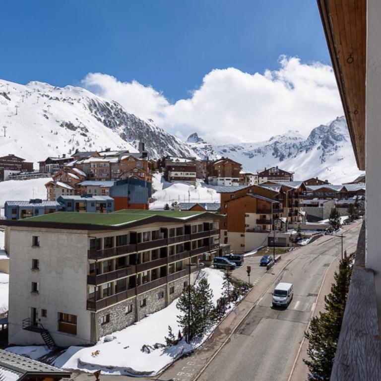 Appartement 2 pièces avec balcon, proche pistes, WIFI, animaux acceptés - FR-1-502-410 - Apartamento - 10