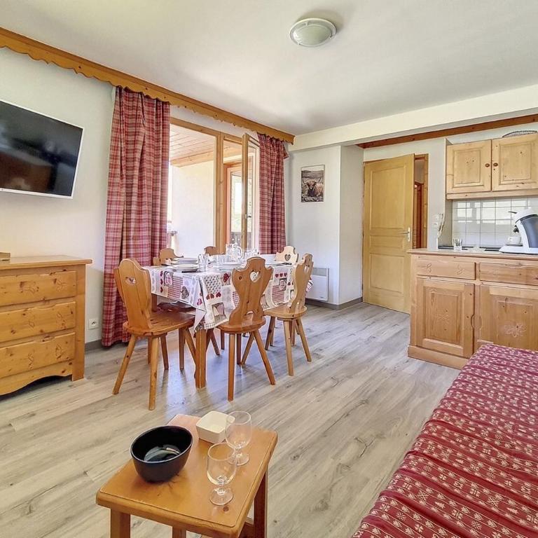 Résidence Valmonts A - Appartement spacieux · Au pieds des pistes · Balcon MAE-2964 - Appartement - 1