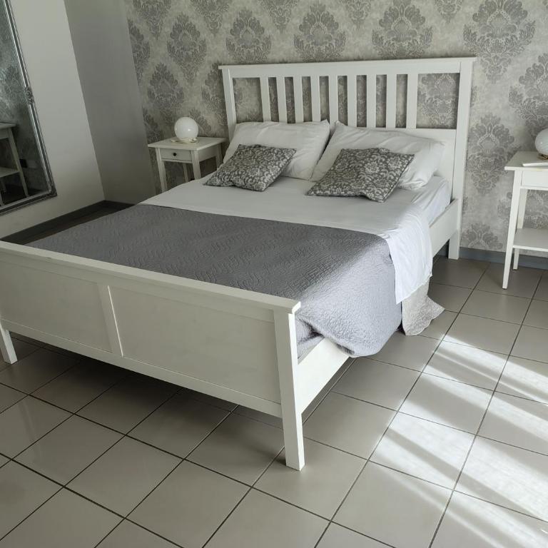 Residenza Locatelli - One-Bedroom Apartment - 86