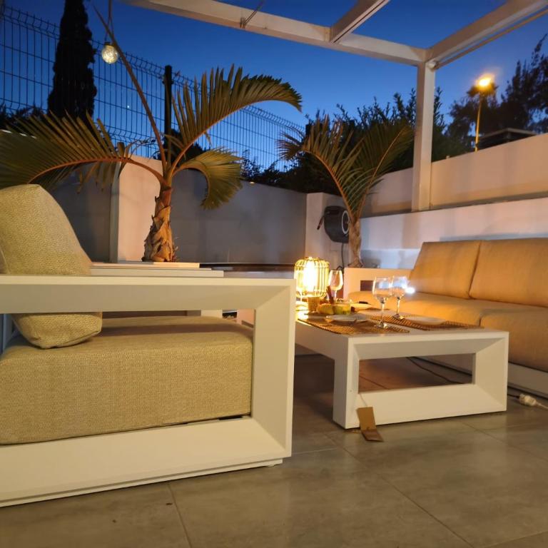 Palm & Sun Family Villa - Apartamento con vistas a la piscina - 77