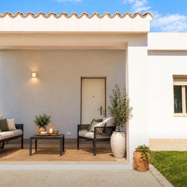 Libero House A Private Pool Oasis - One-Bedroom Villa - 20