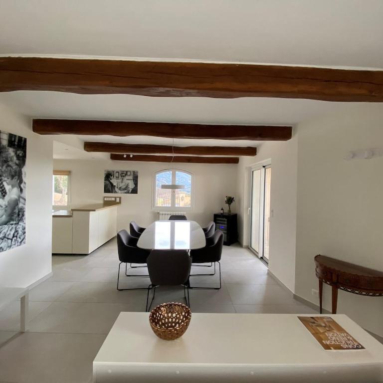 Exklusive Villa mit privatem Pool und Panoramablick - Maison 4 Chambres - 15