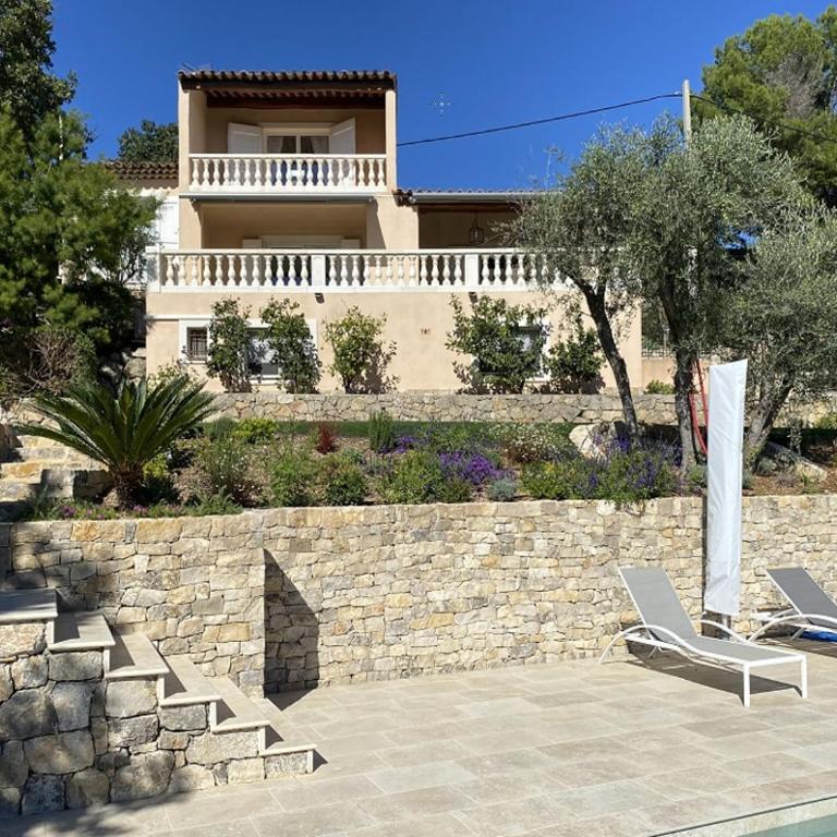 Exklusive Villa mit privatem Pool und Panoramablick - Maison 4 Chambres - 26
