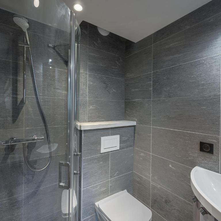 Appartement lumineux avec spa, piscine et sauna pour 7 personnes near Megeve - Appartement 3 Chambres - 16