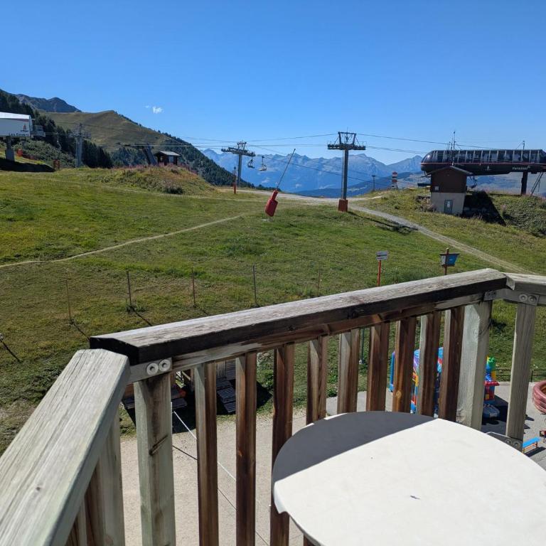 Studio lumineux cabine ski-in/ski-out, 3/4 pers, vue pistes - Studio - 13