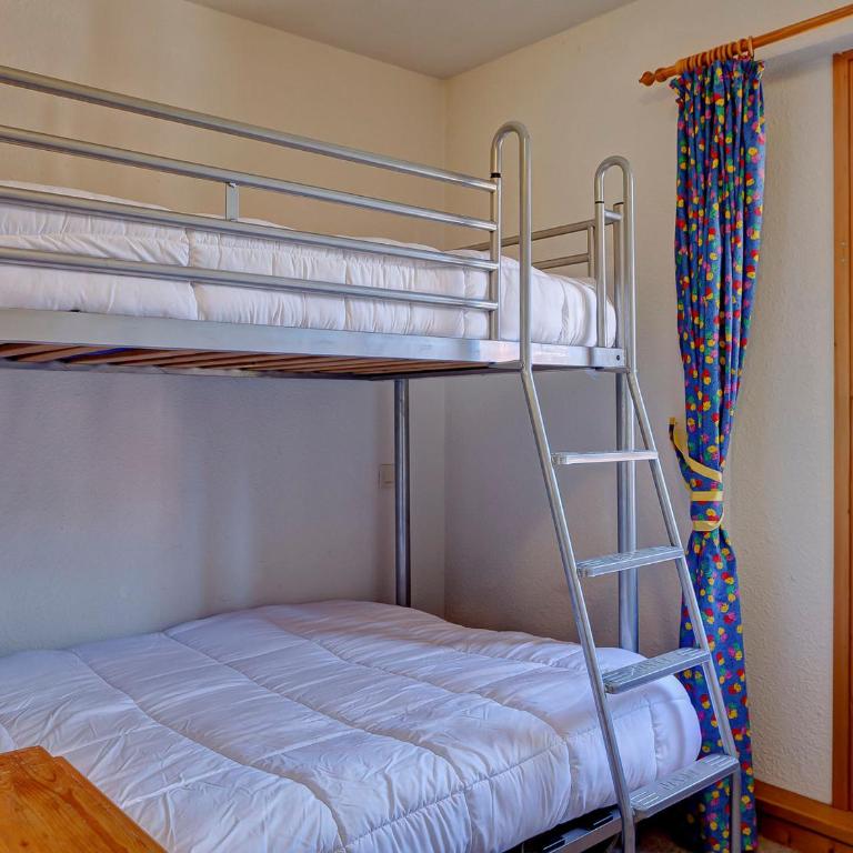 Duplex lumineux skis aux pieds pour 9 pers, animaux admis - Three-Bedroom Apartment - 16