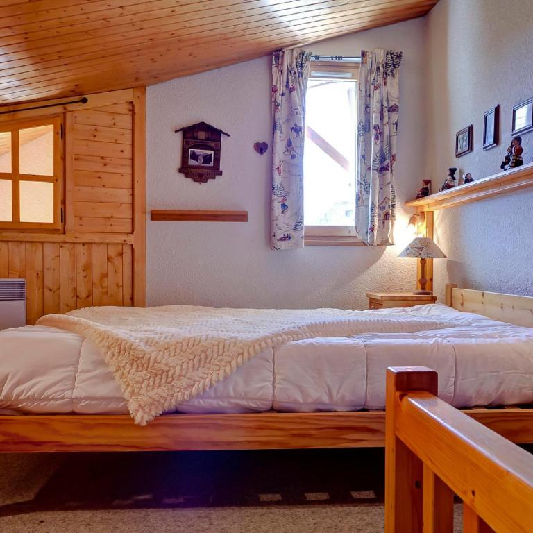 Duplex lumineux skis aux pieds pour 9 pers, animaux admis - Three-Bedroom Apartment - 17