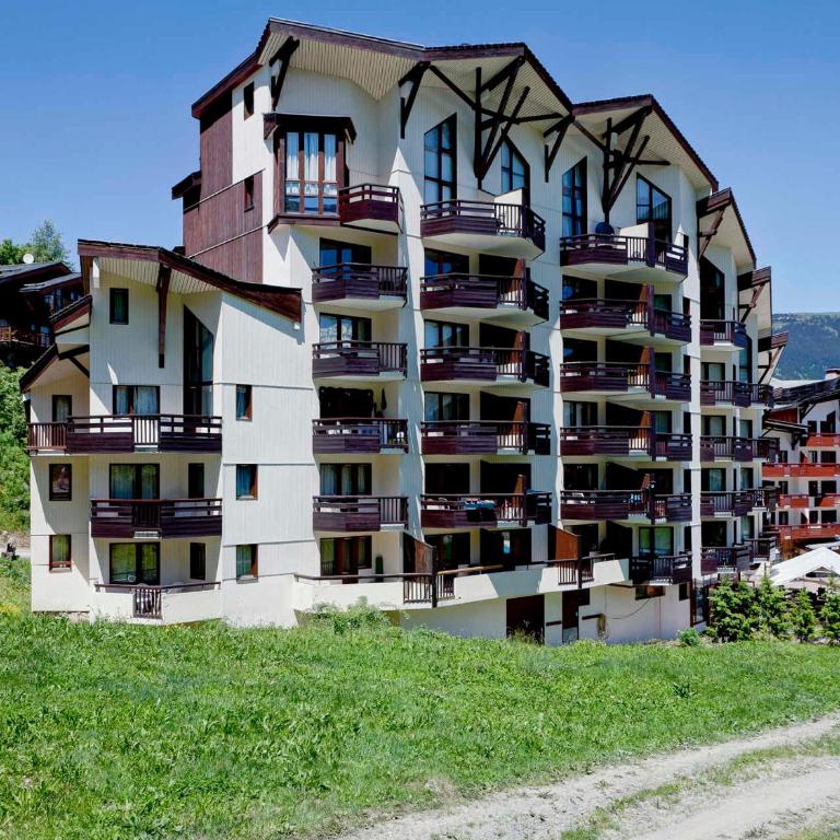 Duplex lumineux skis aux pieds pour 9 pers, animaux admis - Three-Bedroom Apartment - 19
