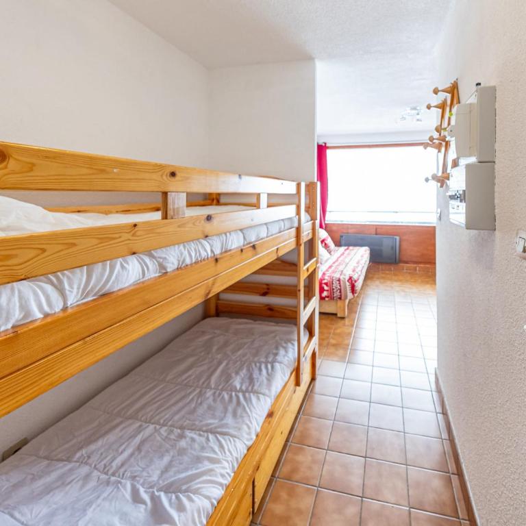 Studio 24m² pour 4 pers. - Balcon & Skis aux pieds - FR-1-807-42 - Studio - 10