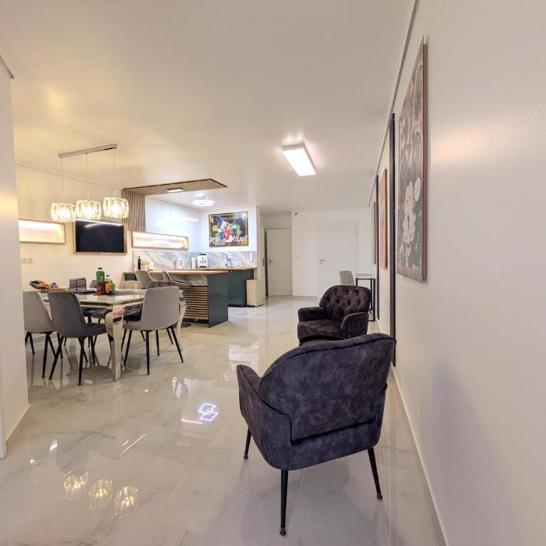 Prime Old Town Location with 3 Bedrooms for 1-7 Guests - Apartamento de 3 dormitorios - 12