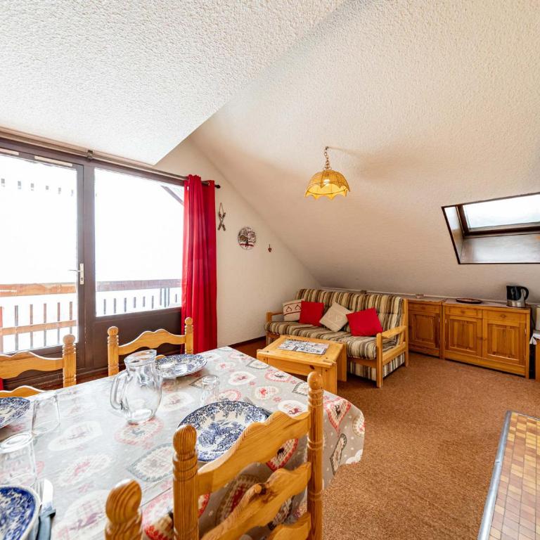 Confortable T2/3 pour 6 pers. avec balcon et accès ski à Saint-François-Longchamp - FR-1-807-14 - Apartment - 1
