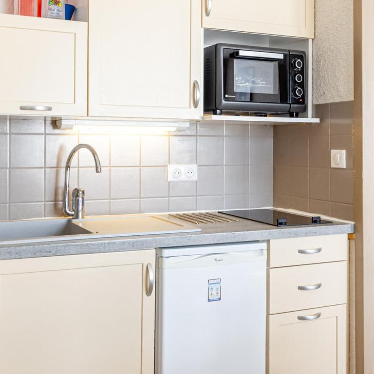 Appartement 6 pers balcon sud avec kitchenette à Saint-François-Longchamp - FR-1-807-106 - Appartement - 11