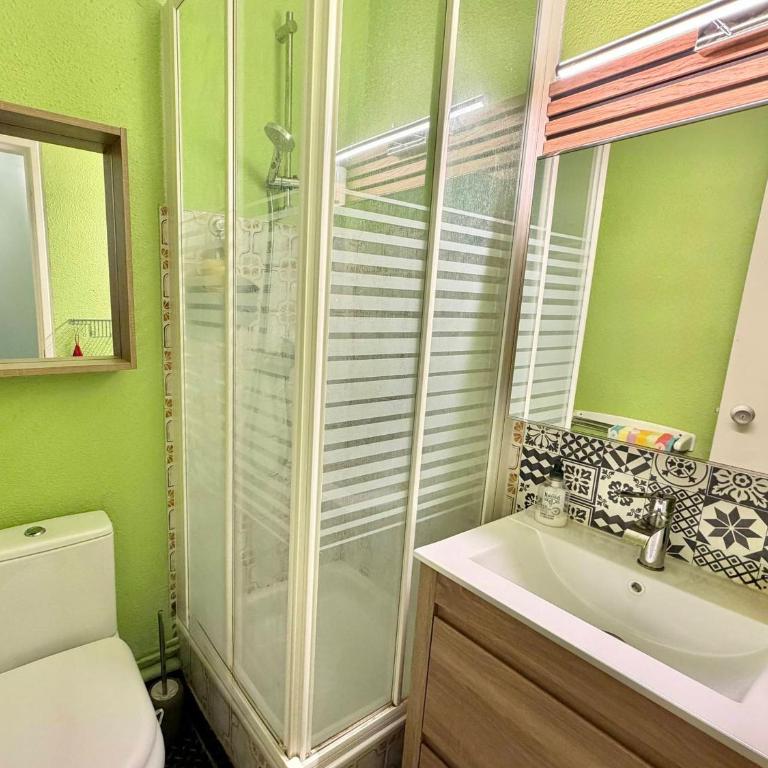 Studio clim au centre-ville - 4 pers. - FR-1-716-97 - Studio - 13