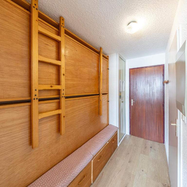 Charmant studio 24m² pour 4 personnes, au pied des pistes, près balnéothérapie - FR-1-807-21 - Studio - 15