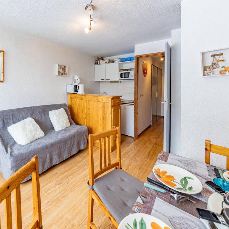 Studio 20m² avec balcon pour 4 pers. à Saint-François-Longchamp - FR-1-807-50 - Studio - 14