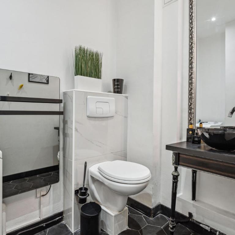 One minute from Beach - Air Conditioning - 2 Bedrooms - Wifi - Kitchen - Parking - Appartement 2 Chambres - 11