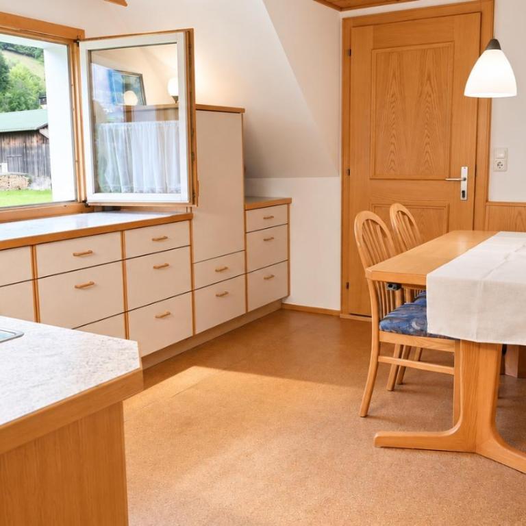 Bauernhaus-Charme & Bergblick in Schruns - Apartamento de 2 dormitorios - 5