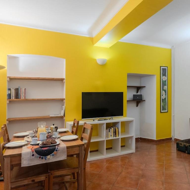 La casa dei libri - Appartamento Standard con 2 Camere da Letto - 5
