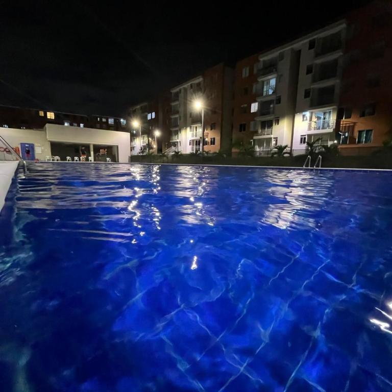Apartamento Amoblado Acogedor Ibagué - Three-Bedroom Standard Apartment - 2
