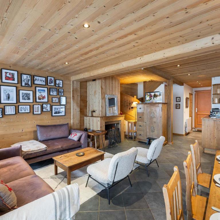 Chalet en duplex exposé sud avec cheminée à Méribel - Three-Bedroom Apartment - 10