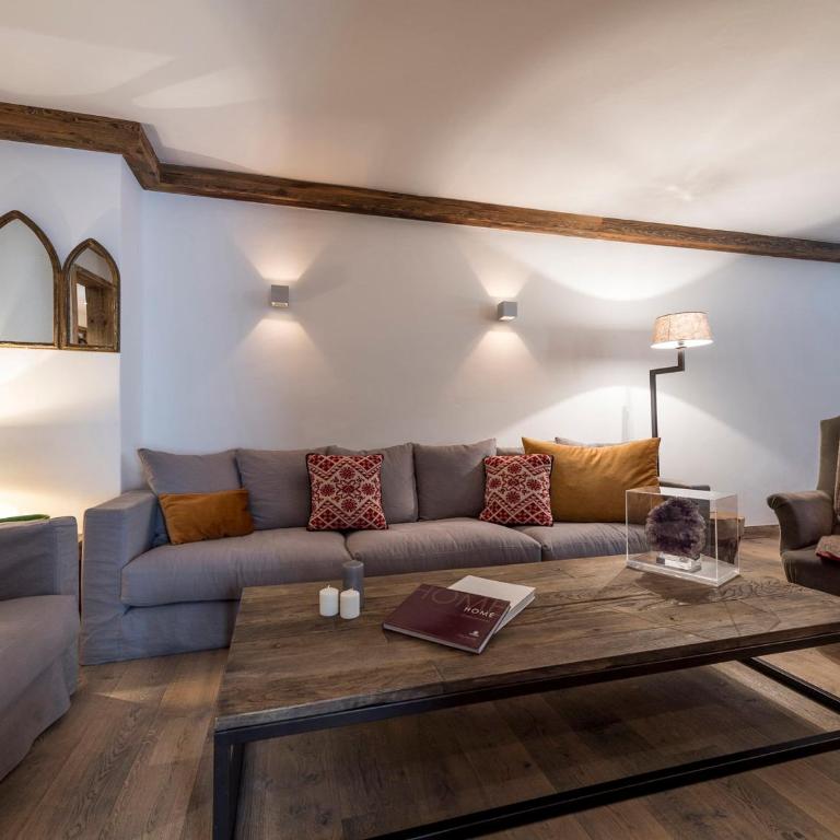 Courchevel 1850 Appart Ski-in/Ski-out 6 pers avec Parking - Three-Bedroom Apartment - 3
