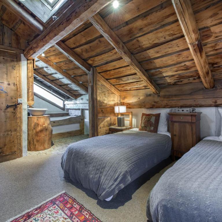Chalet authentique avec jacuzzi, sauna et parking pour 12 personnes - Chalet 3 Chambres - 19