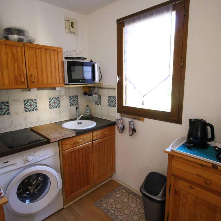 Appartement calme avec parking, animaux OK - 4 pers., vue montagne - FR-1-313-253 - Apartment - 2