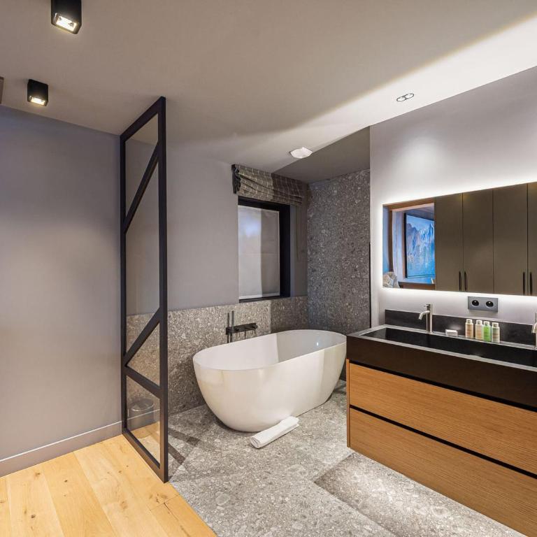 Chalet moderne avec jacuzzi et animaux admis, proche pistes Méribel - Appartement 5 Chambres - 11