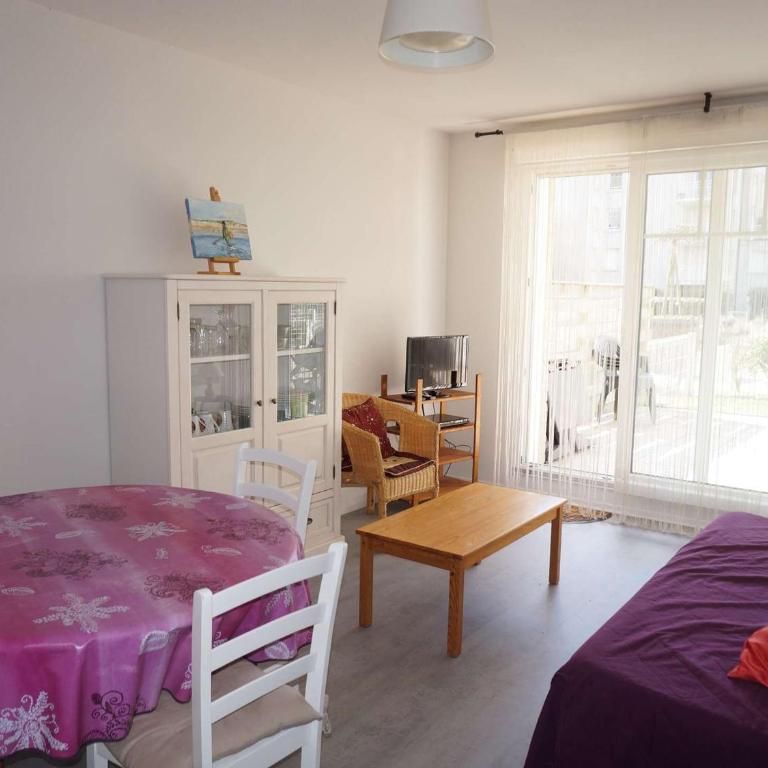 Appartement RDC avec Terrasse, Jardin et Accès Plage - Capacité 4 Pers, Animaux et Fumeurs Non Admis - FR-1-674-4 - Appartement - 8