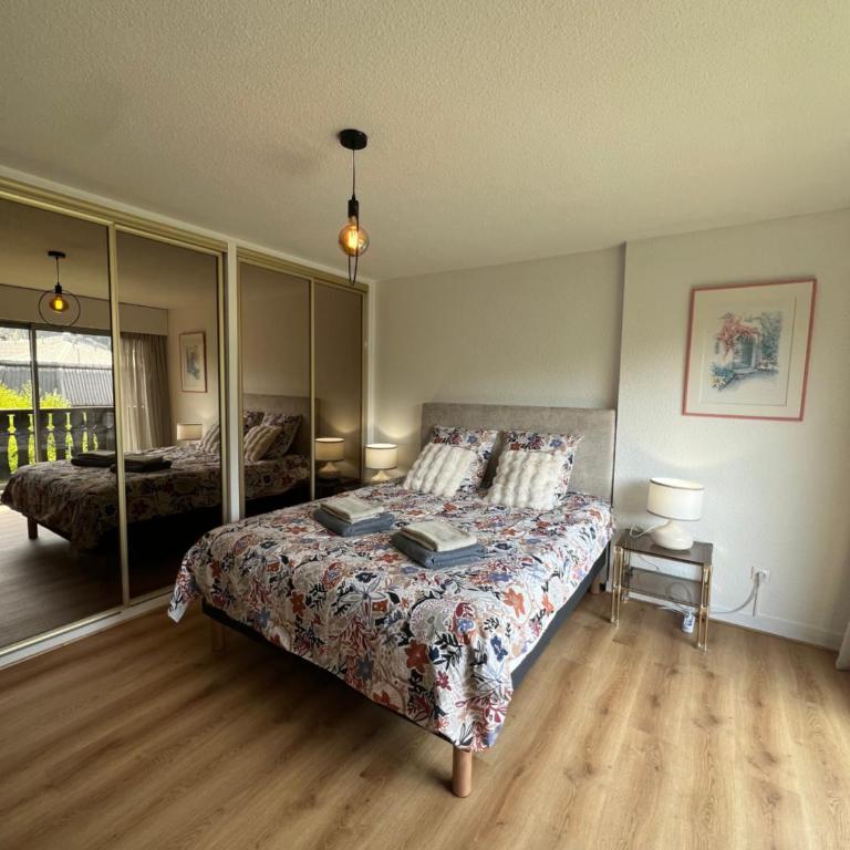 Appartement Agata spacieux à Chamonix avec terrasse et parking privé - Appartement - 11