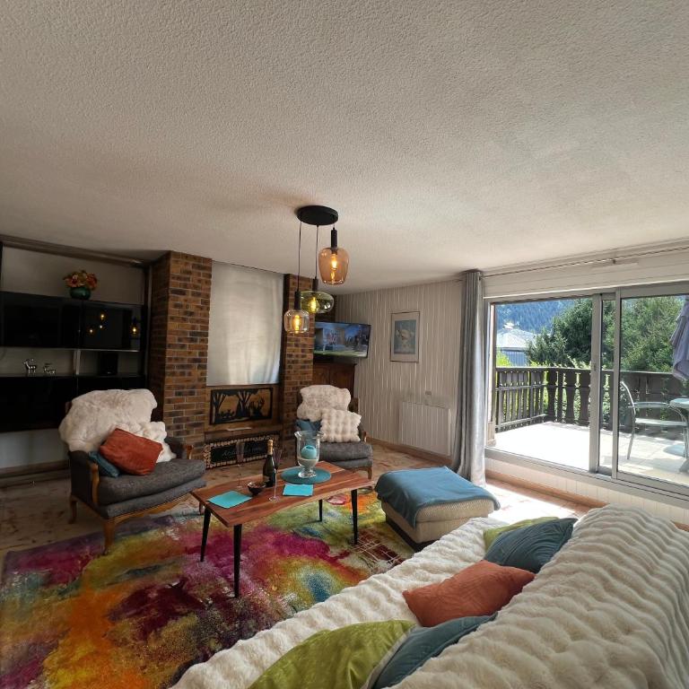 Appartement Agata spacieux à Chamonix avec terrasse et parking privé - Appartement - 4