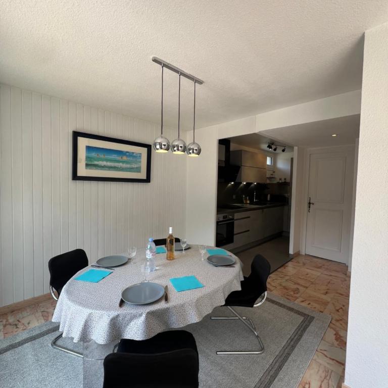 Appartement Agata spacieux à Chamonix avec terrasse et parking privé - Appartement - 7