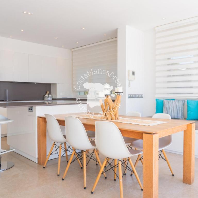 Casa Viviana - Villa - Beach Front - 9