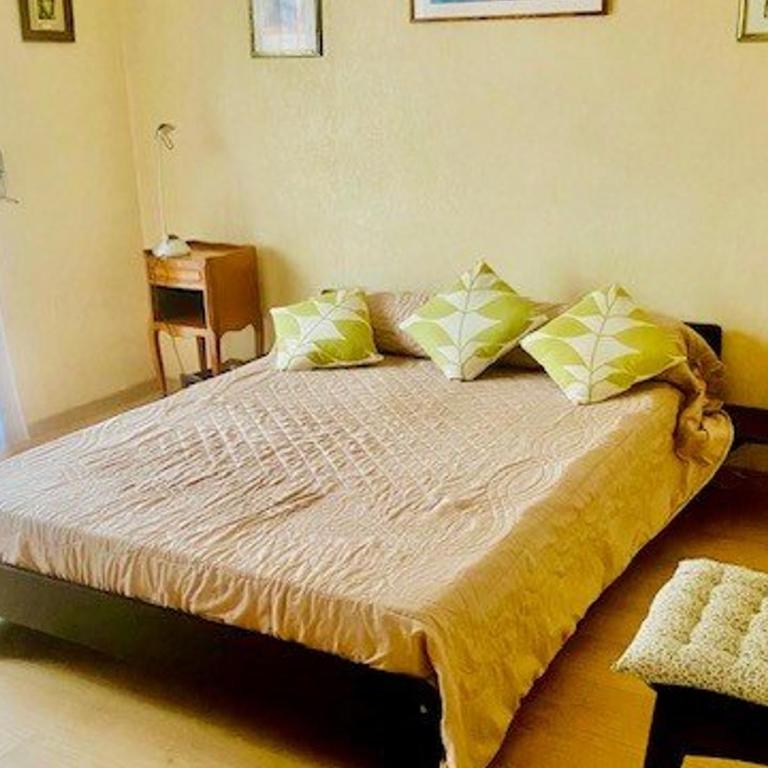 Appartement F3 avec Terrasse, Garage et Wifi - 4 Couchages - Proche Cures et Centre Ville - Appartement 2 Chambres - 10
