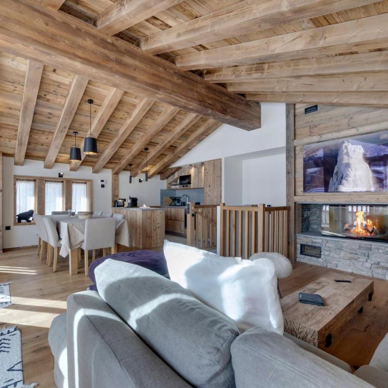 Chalet Élégant au Pied des Pistes à Val d'Isère - FR-1-567-139 - Chalet - 1