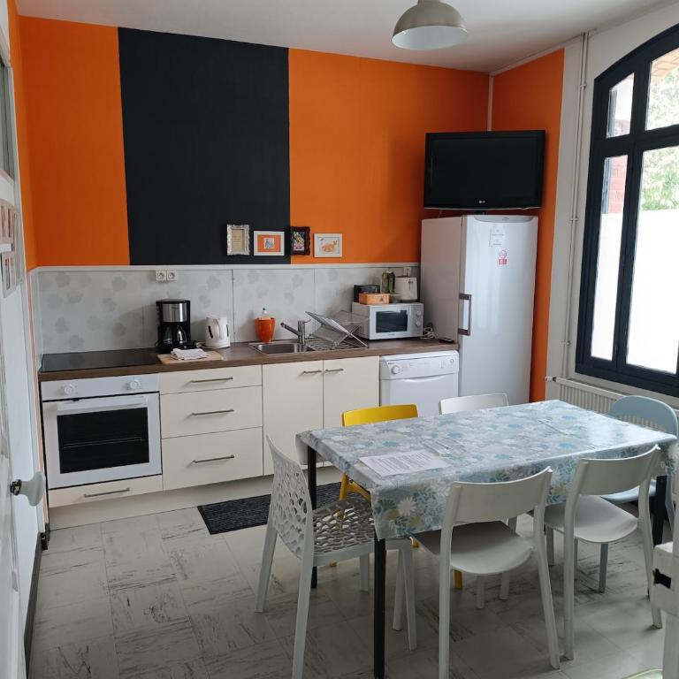 Maison atypique, quartier très calme, à Amiens - Chambre Familiale - 15