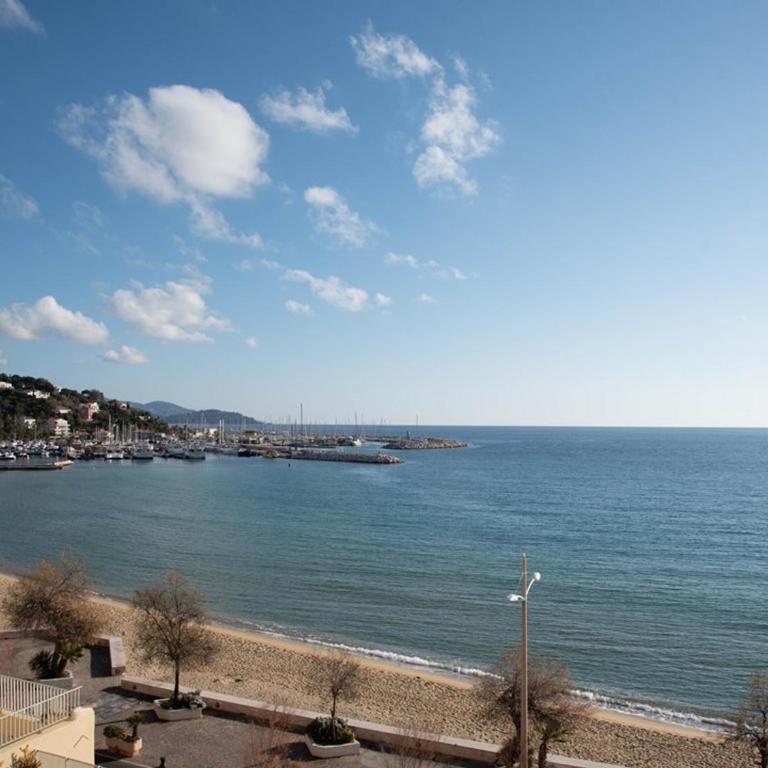 Studio + cabine, 4 pers. avec clim et parking, Le Lavandou - Studio - 1