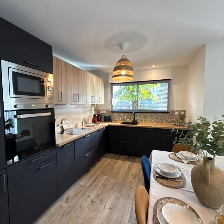 Casa Flora - Erdre Riverfront - 3 bedrooms - Maison 1 Chambre - 12