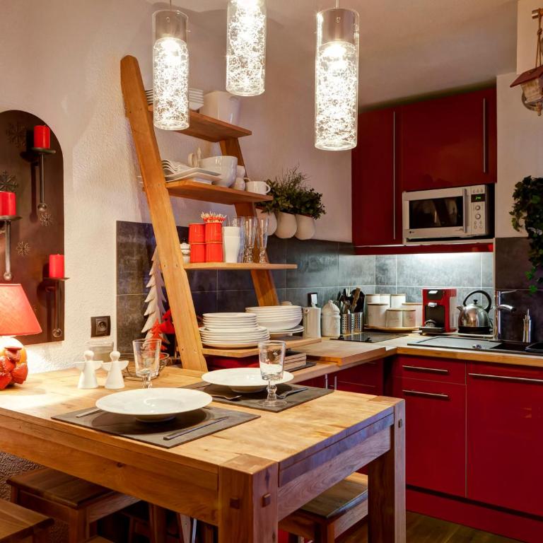 Studio rénové 2* pour 4 pers, centre-ville, WiFi, parking, animaux admis - Studio - 13