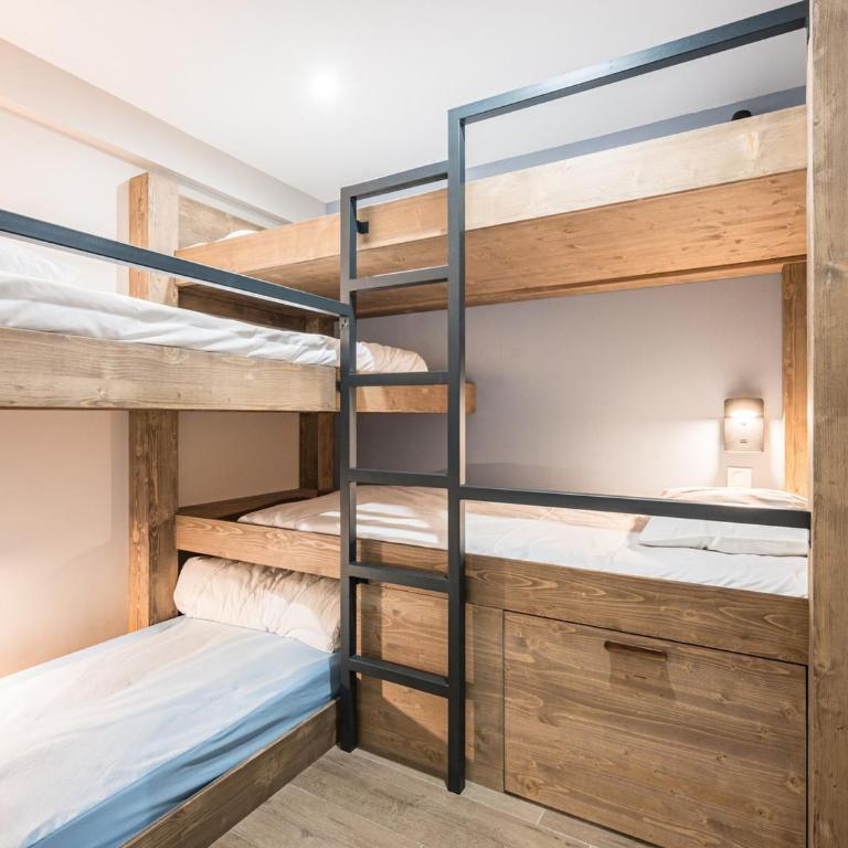 Appartement Rénové Centre Val d'Isère - 6 Pièces, 10 Pers, Parking - Appartement 4 Chambres - 11