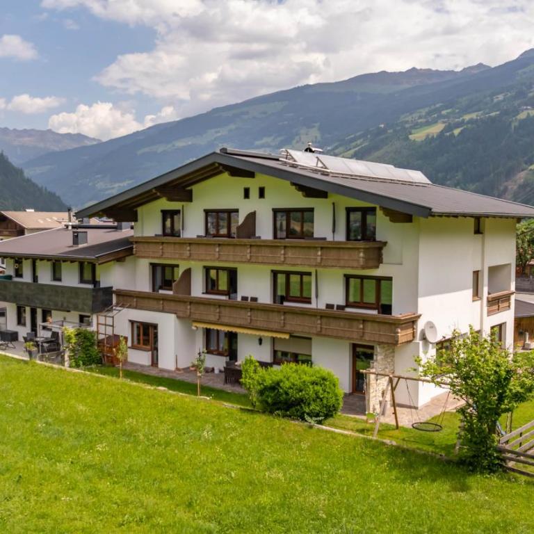 Alpenzeit Zillertal Apartments - Apartment mit 2 Schlafzimmern - 1