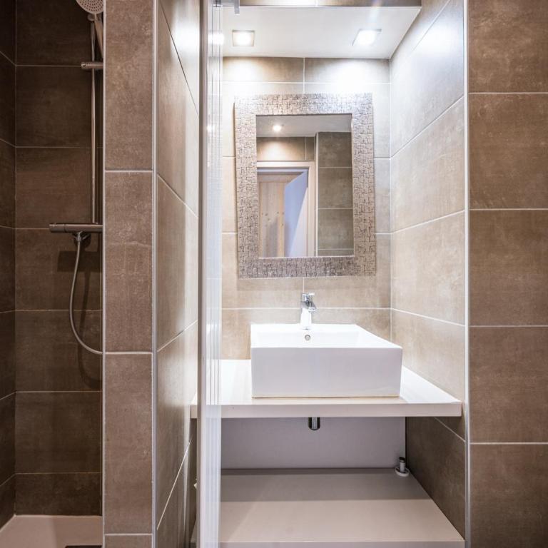 Studio avec Mezzanine - Centre Val-d'Isère, 4-5 pers - Studio - 19