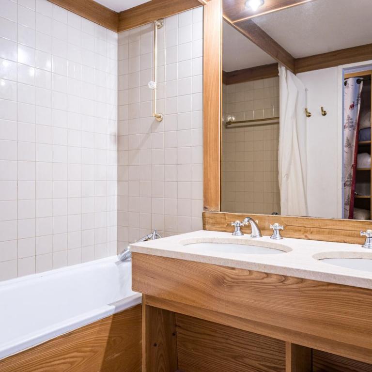 Studio confortable au centre avec balcon - Studio - 17