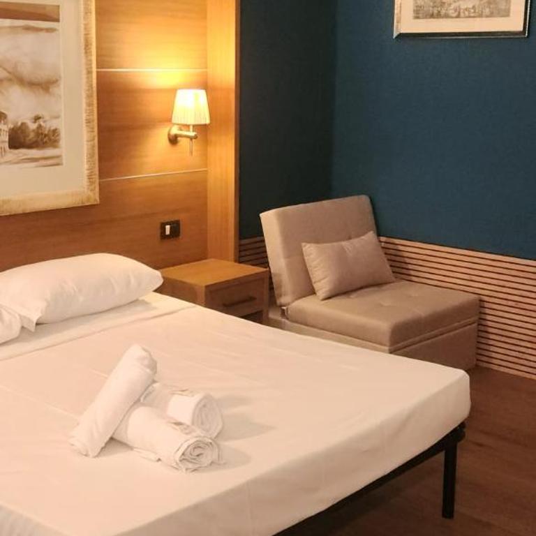 Eat, relax, love rooms - Chambre Quadruple Classique - 3